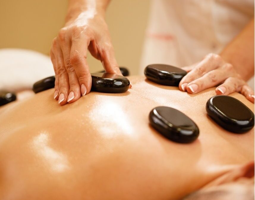 Hot stone massage – skøn afspæning med varme lavasten